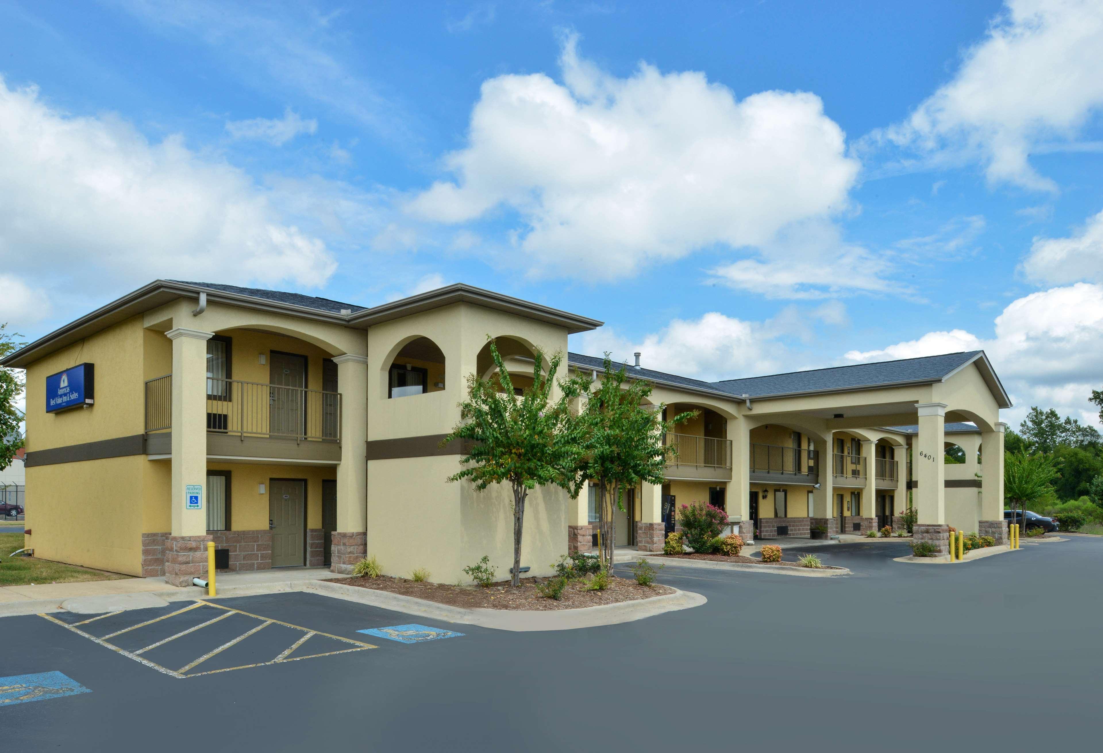 Americas Best Value Inn And Suites Little Rock Exterior photo